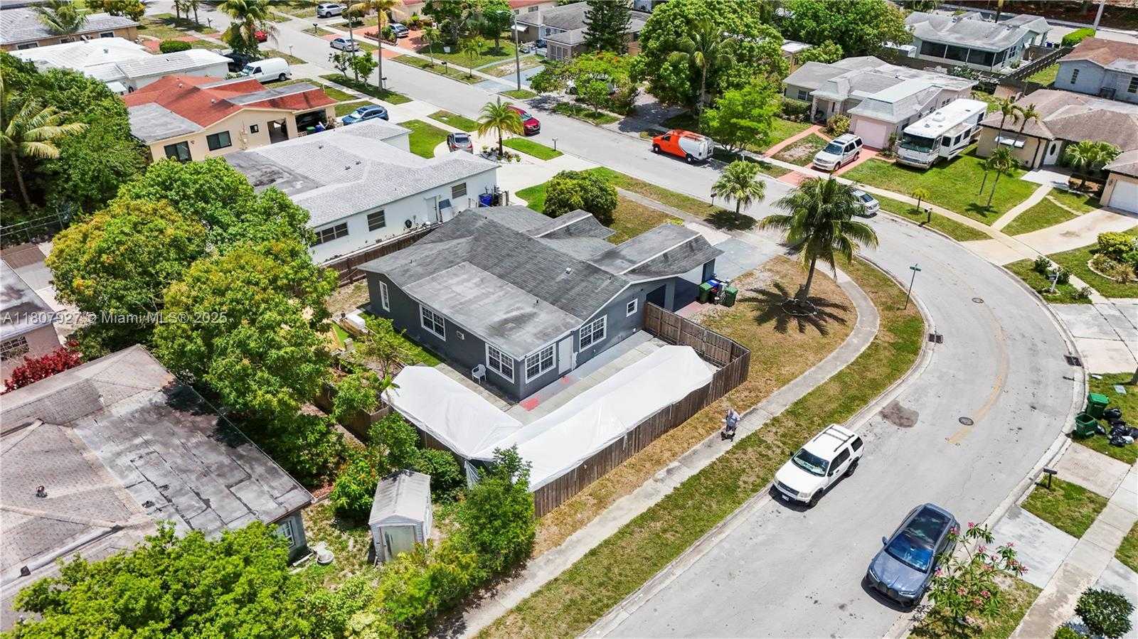 Small Image of 5390 SOUTH WEST 10TH CT, Margate Number 44