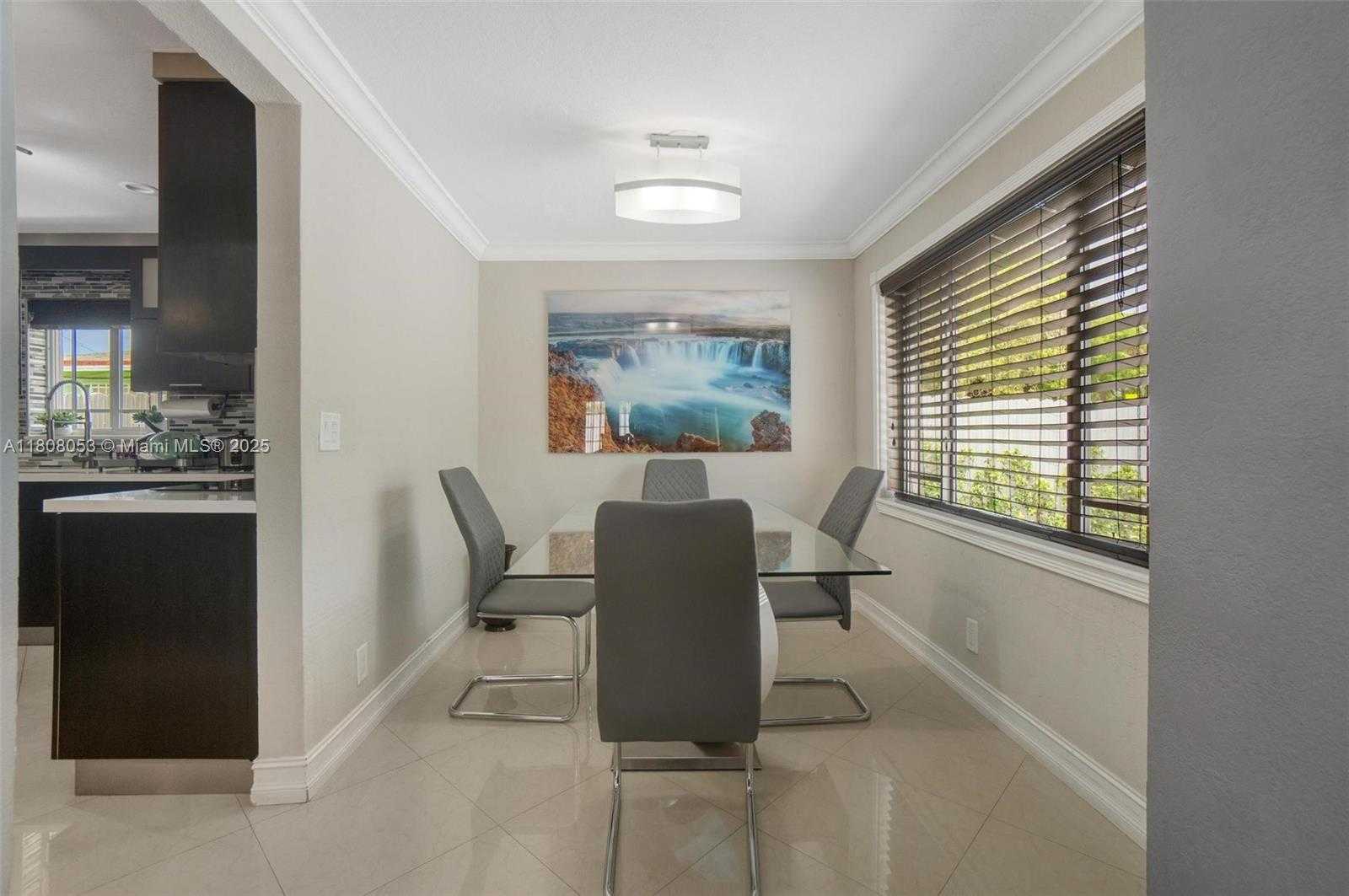 Small Image of 3200 WEST 7TH AVE, Hialeah Number 12