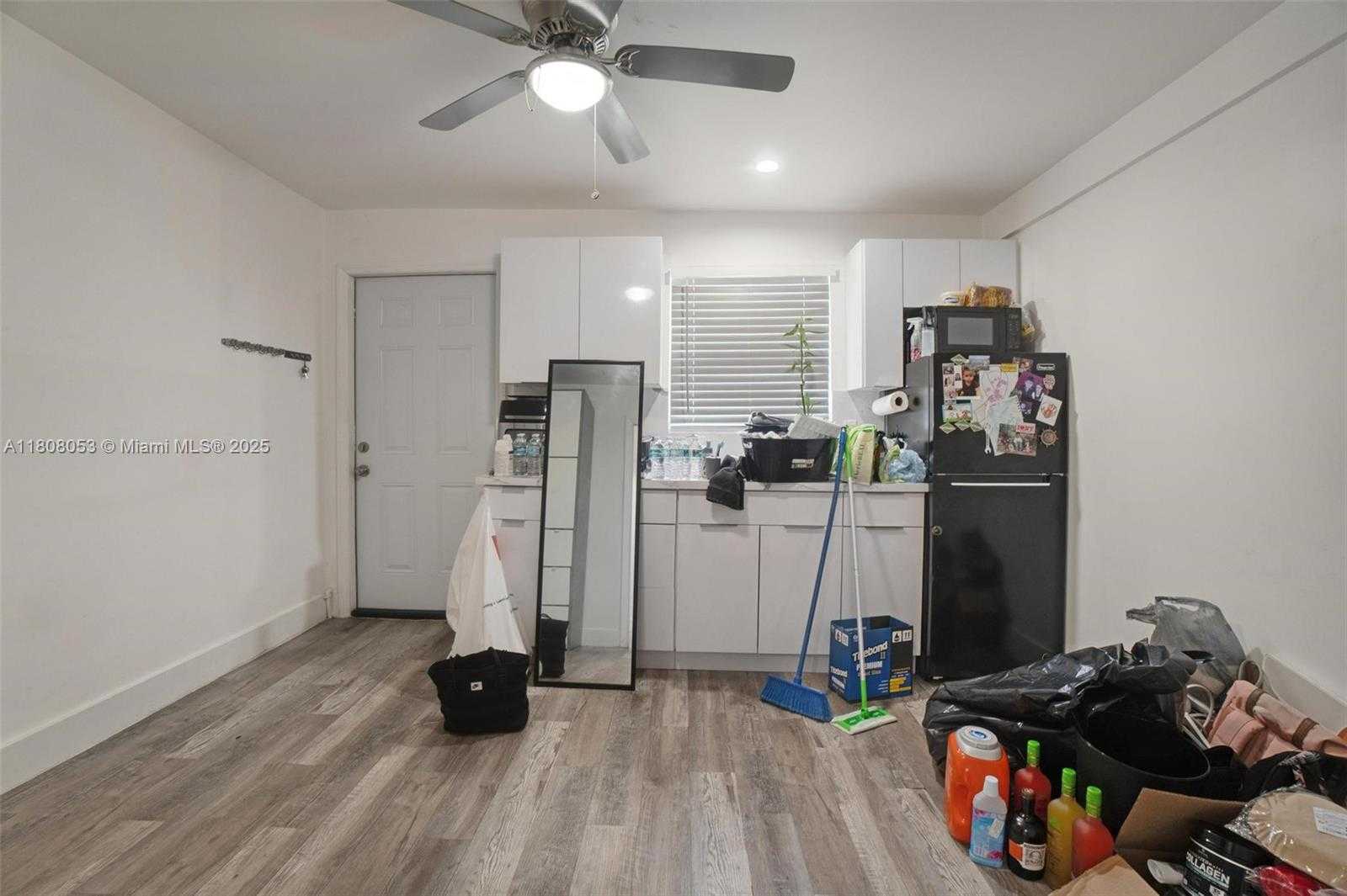 Small Image of 3200 WEST 7TH AVE, Hialeah Number 24