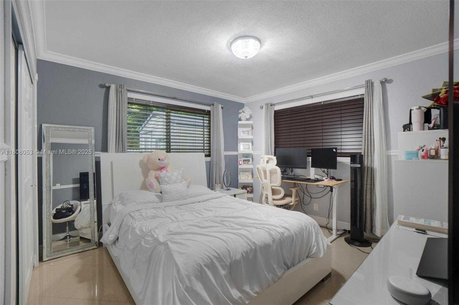 Small Image of 3200 WEST 7TH AVE, Hialeah Number 31