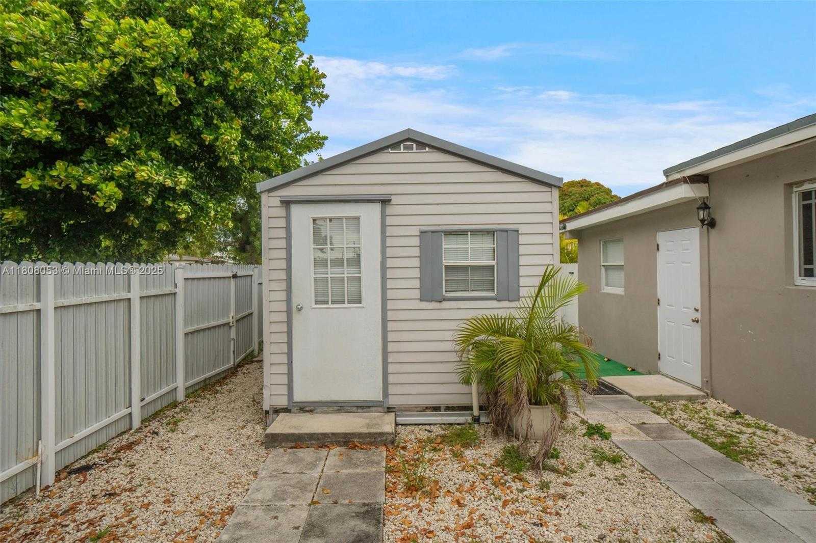 Small Image of 3200 WEST 7TH AVE, Hialeah Number 42