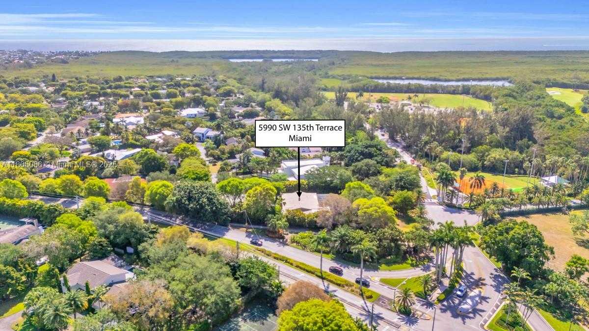 Small Image of 5990 SOUTH WEST 135TH TER, Pinecrest Number 35