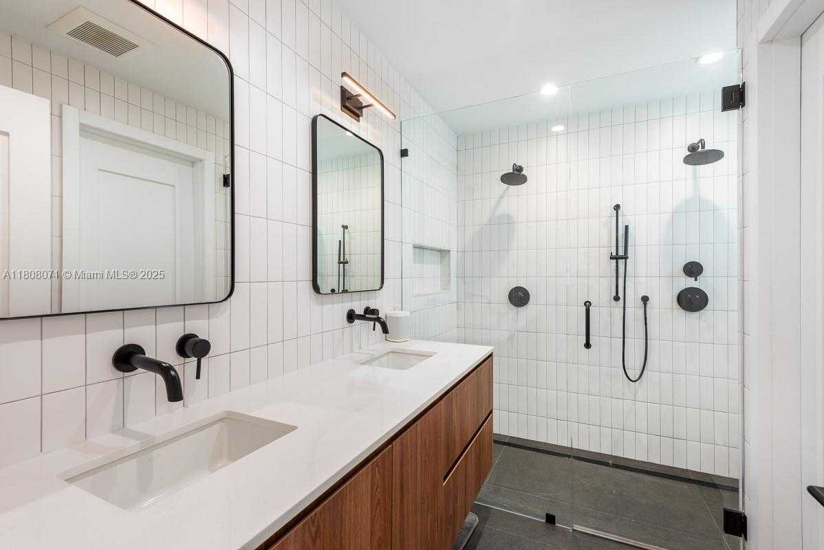 Small Image of 8959 ABBOTT AVE, Surfside Number 22