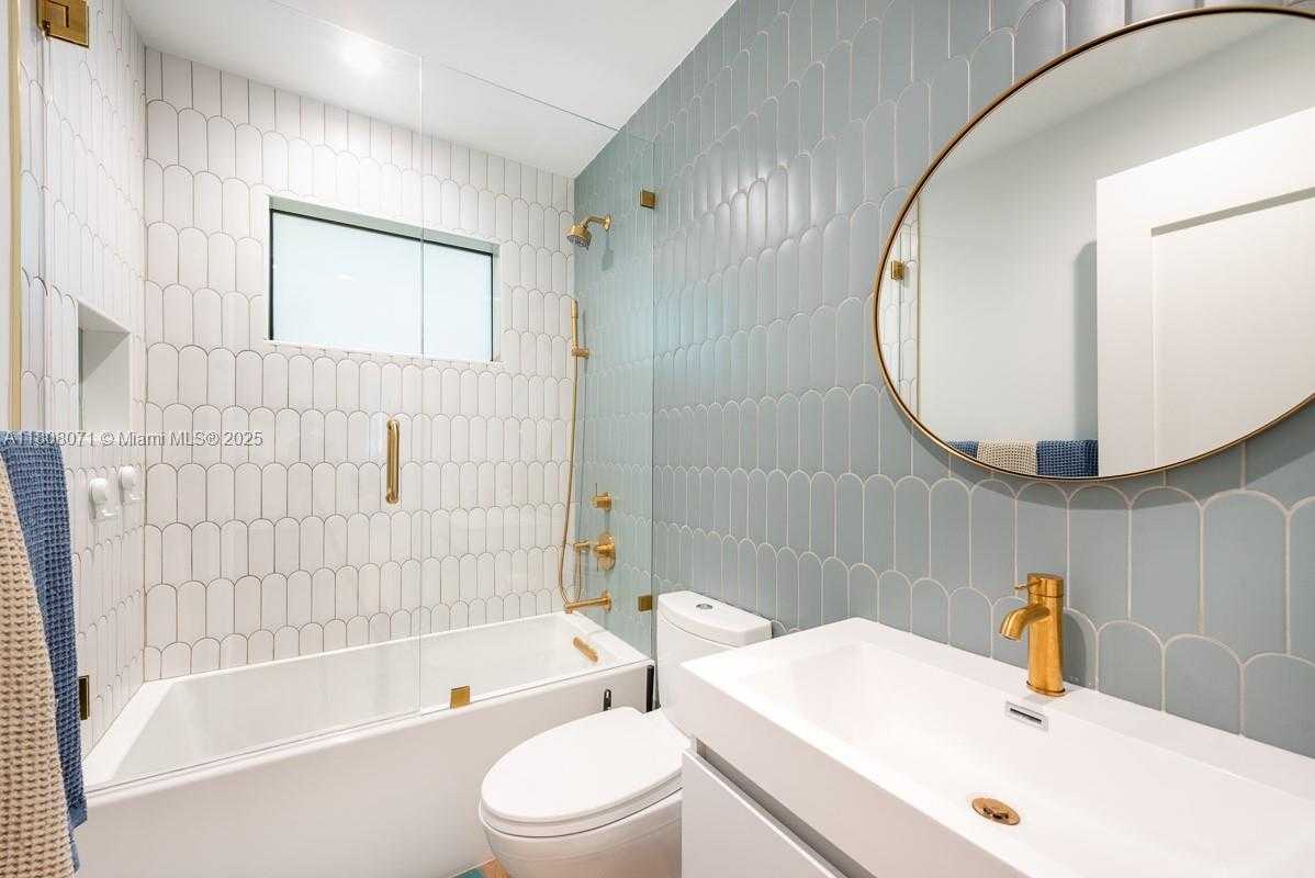 Small Image of 8959 ABBOTT AVE, Surfside Number 24