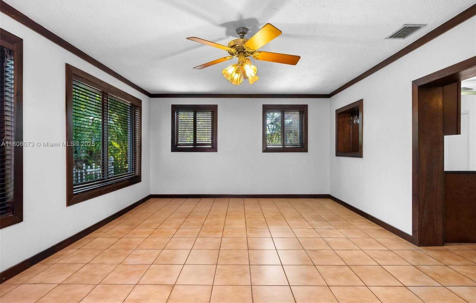Small Image of 9155 SOUTH WEST 179TH ST, Palmetto Bay Number 19
