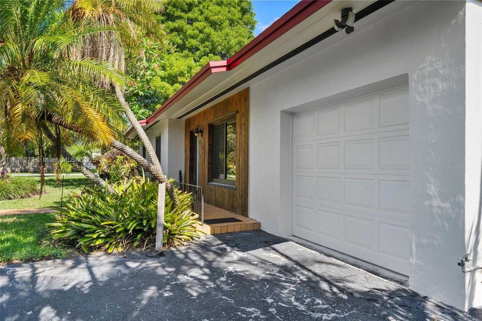 Small Image of 9155 SOUTH WEST 179TH ST, Palmetto Bay Number 22