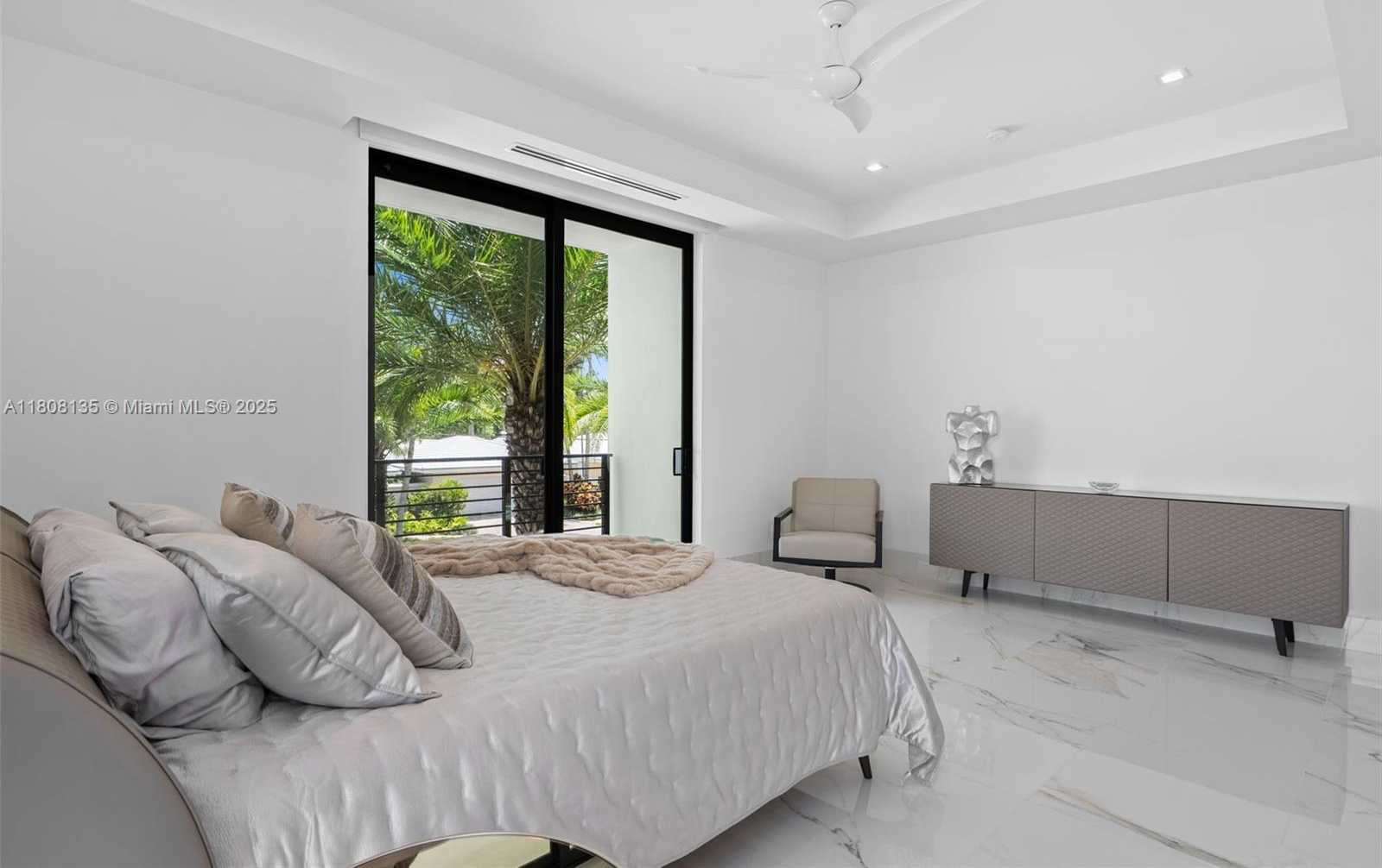 Small Image of 2519 LUCILLE DR, Fort Lauderdale Number 49