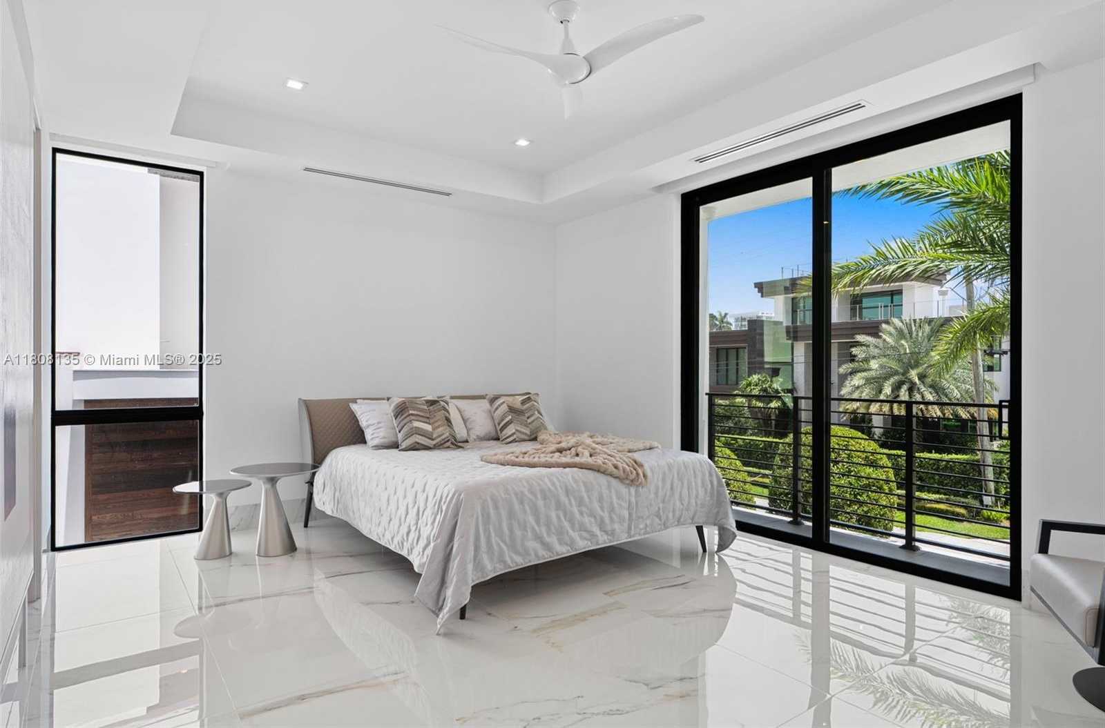 Small Image of 2519 LUCILLE DR, Fort Lauderdale Number 50