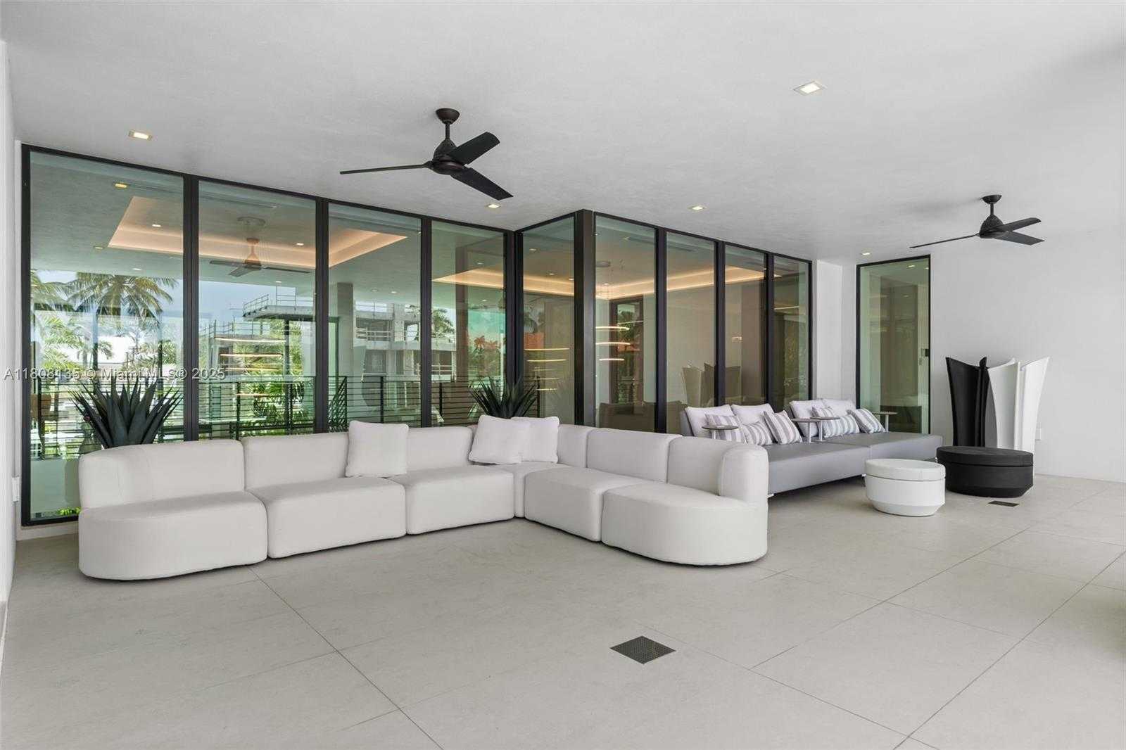 Small Image of 2519 LUCILLE DR, Fort Lauderdale Number 65