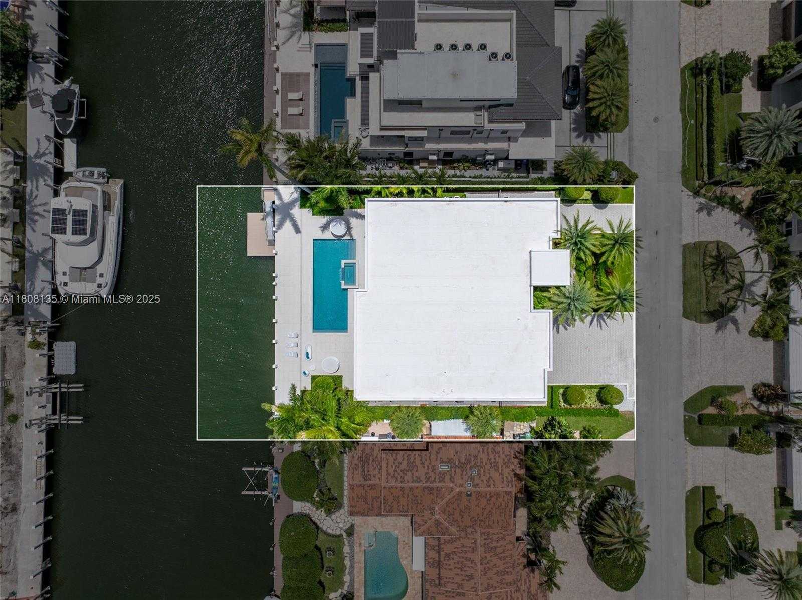 Small Image of 2519 LUCILLE DR, Fort Lauderdale Number 71