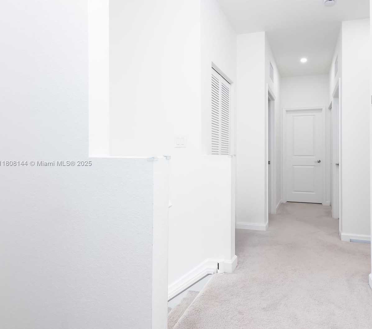Small Image of 11911 SW 239 St, Princeton, FL 33032, USA Number 31