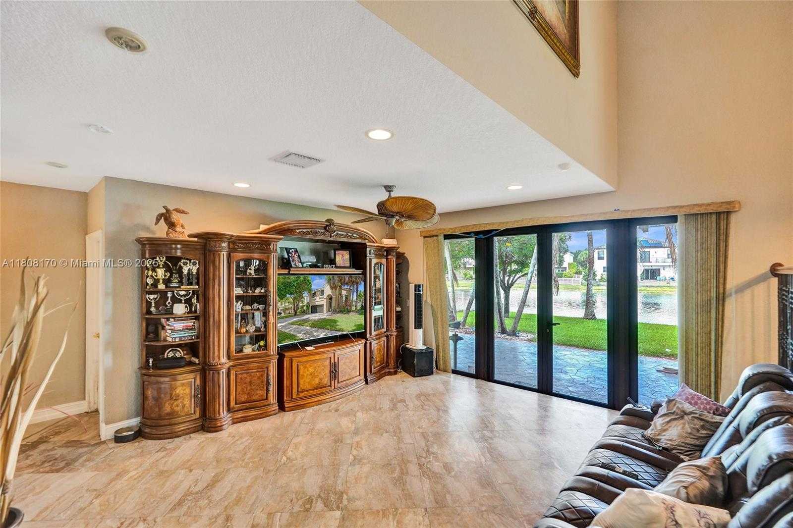 Small Image of 4946 SOUTH WEST 166TH AVE, Miramar Number 10
