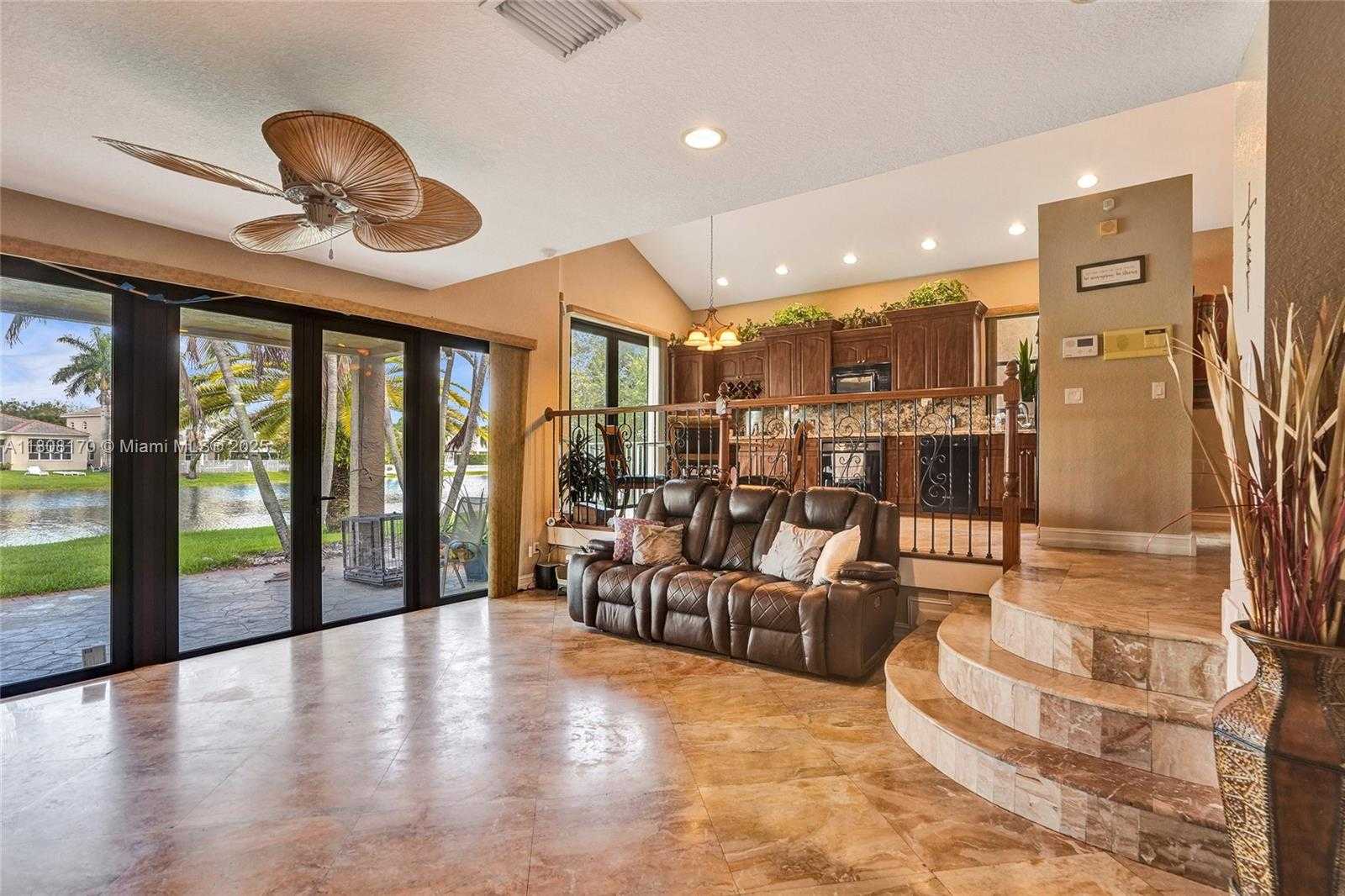 Small Image of 4946 SOUTH WEST 166TH AVE, Miramar Number 14