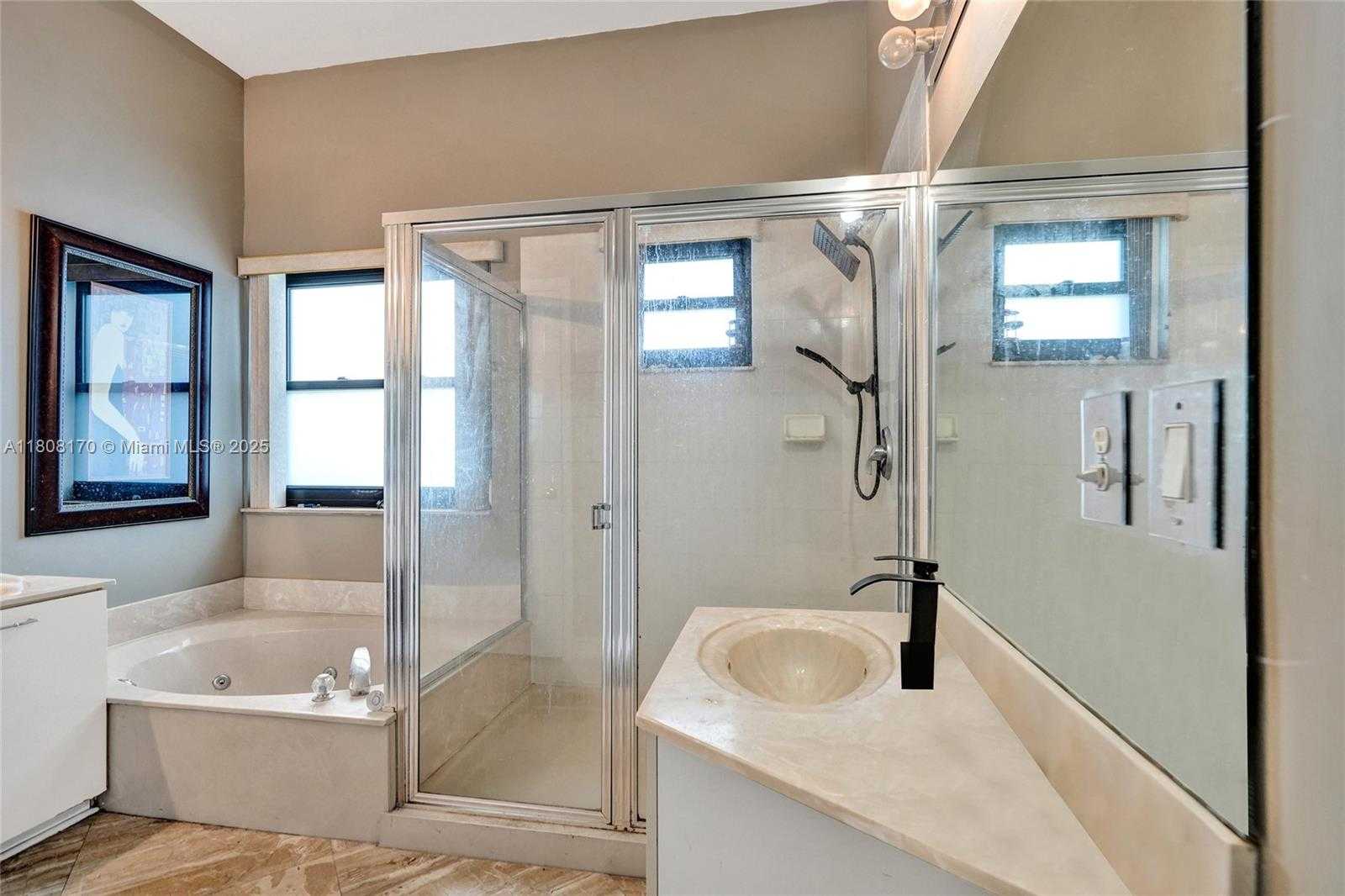 Small Image of 4946 SOUTH WEST 166TH AVE, Miramar Number 28
