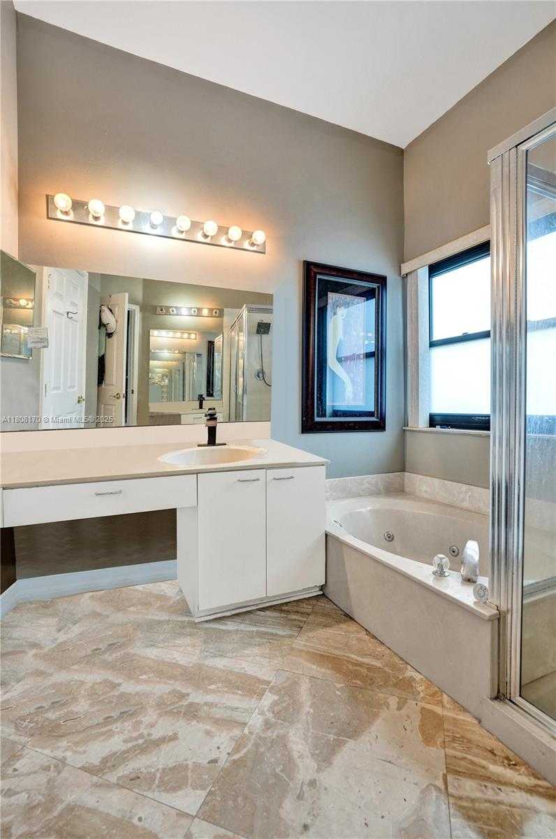 Small Image of 4946 SOUTH WEST 166TH AVE, Miramar Number 30
