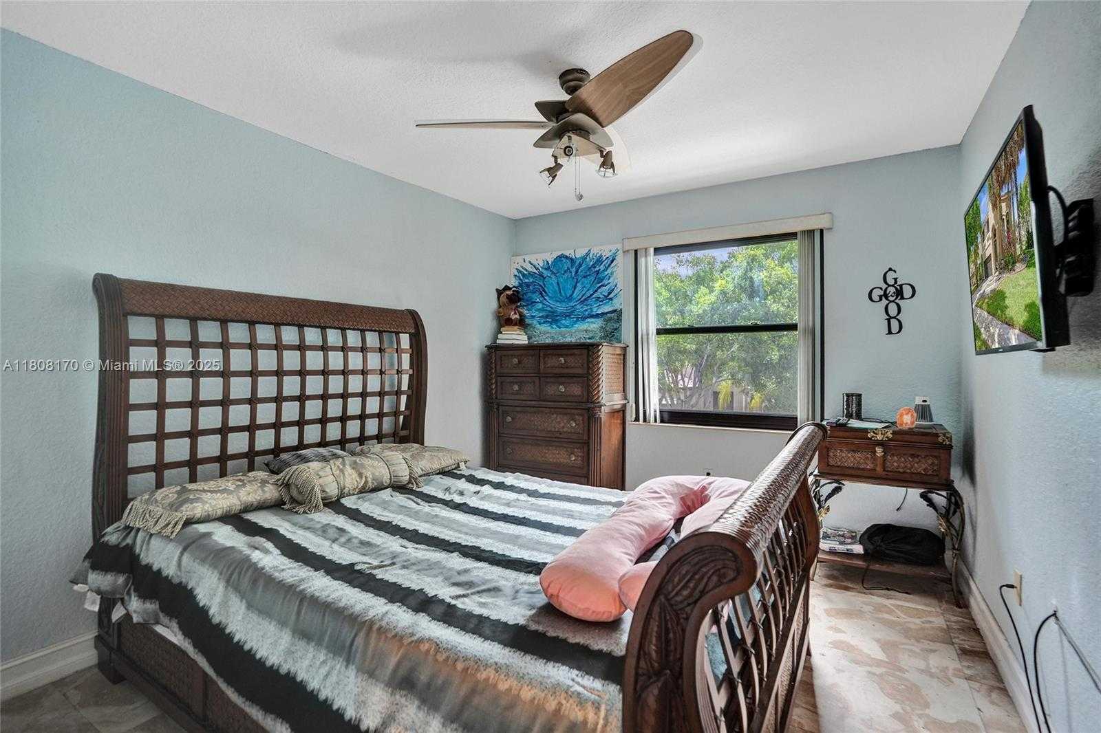 Small Image of 4946 SOUTH WEST 166TH AVE, Miramar Number 33