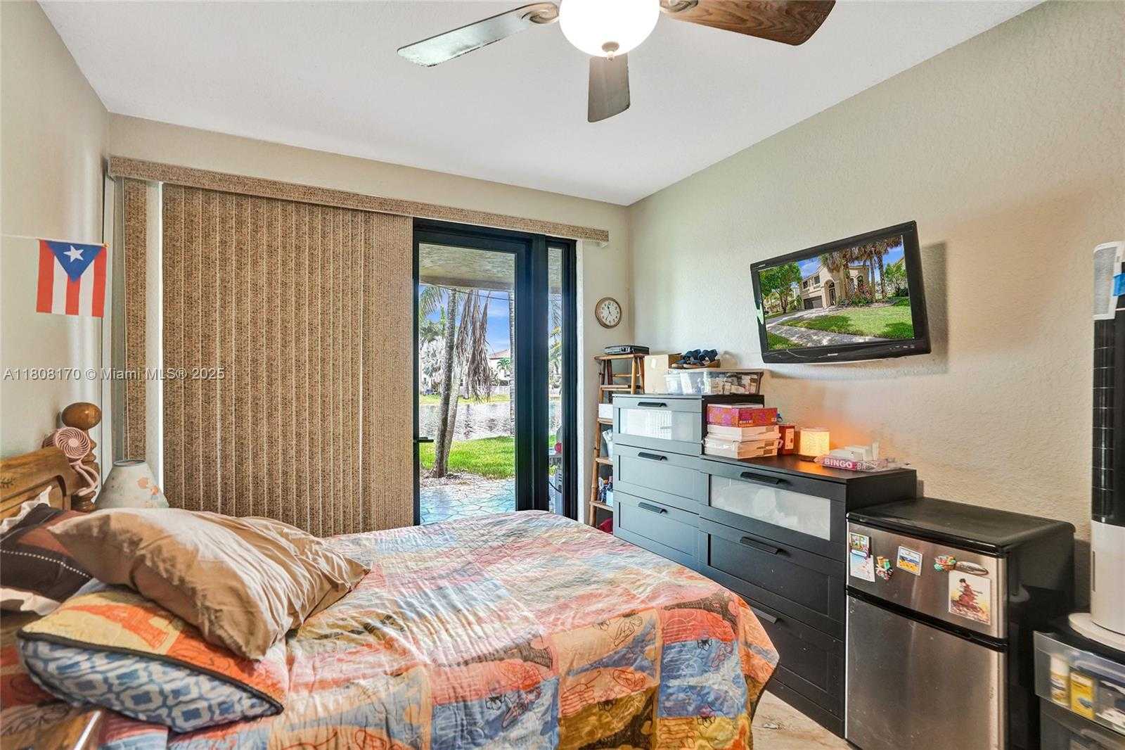 Small Image of 4946 SOUTH WEST 166TH AVE, Miramar Number 46
