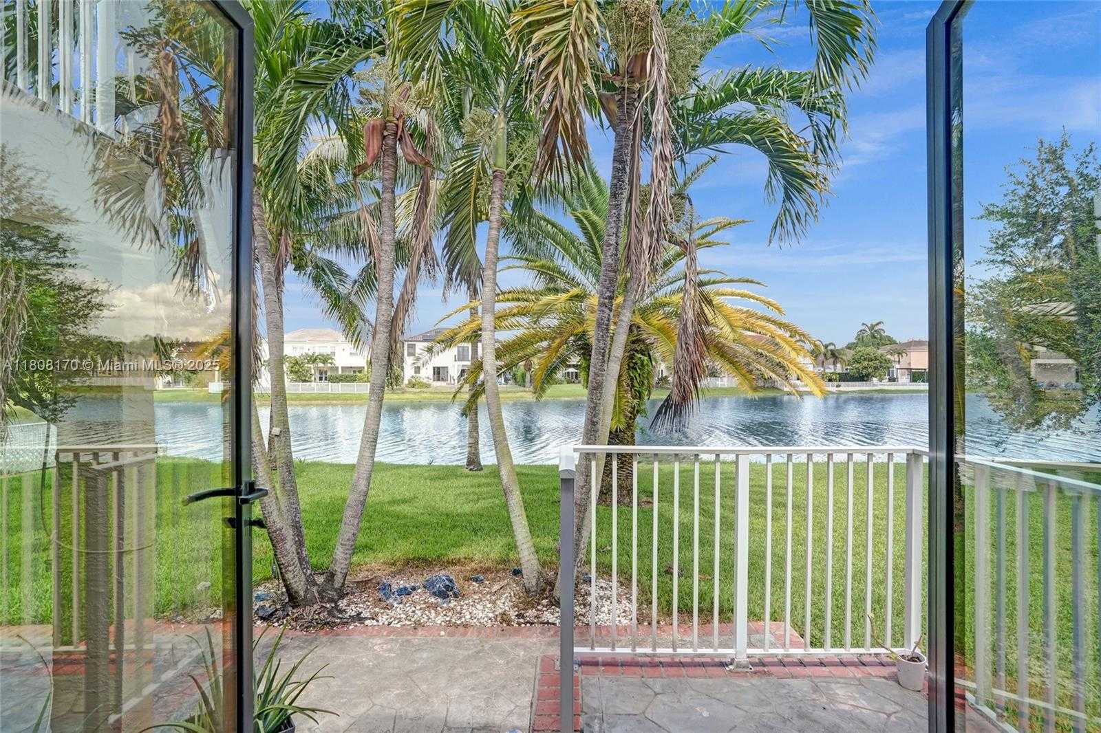 Small Image of 4946 SOUTH WEST 166TH AVE, Miramar Number 53