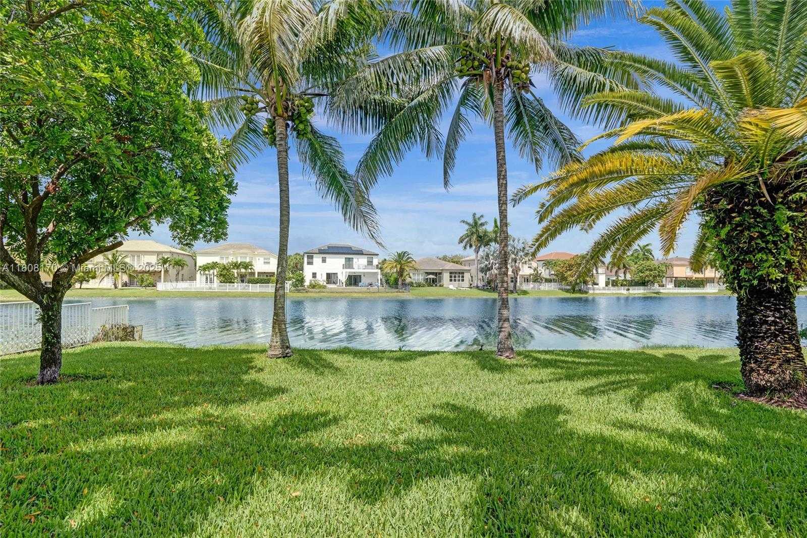 Small Image of 4946 SOUTH WEST 166TH AVE, Miramar Number 59