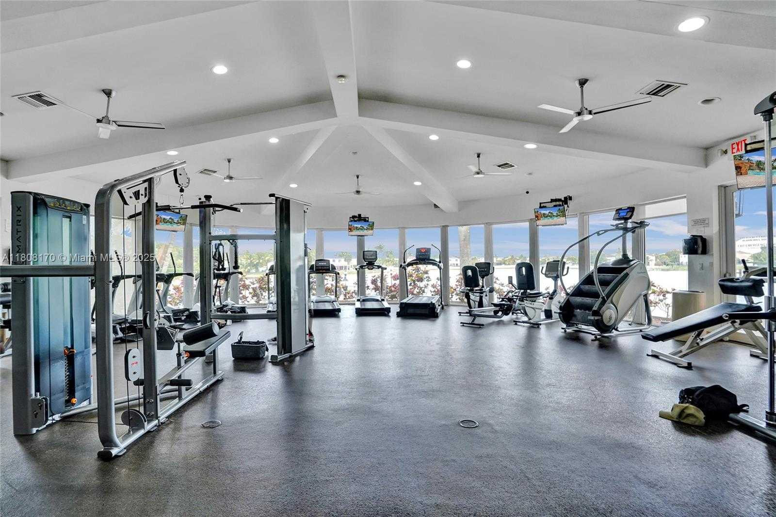 Small Image of 4946 SOUTH WEST 166TH AVE, Miramar Number 77