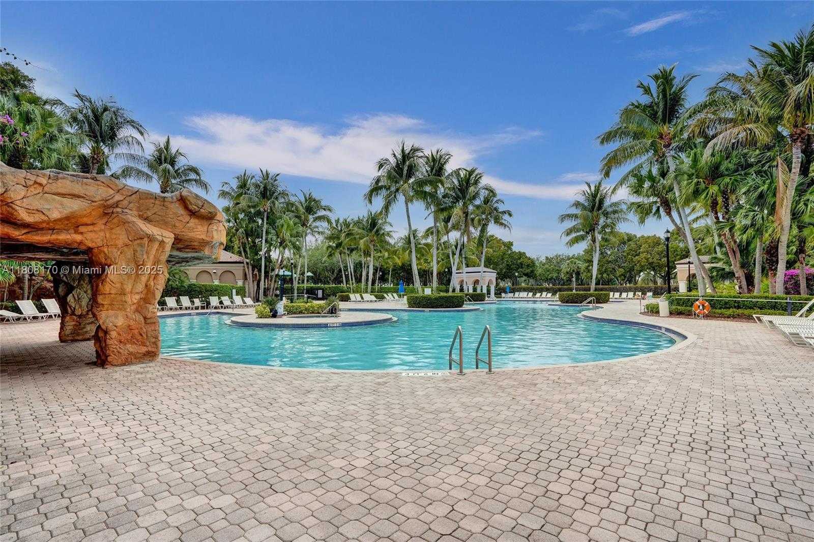 Small Image of 4946 SOUTH WEST 166TH AVE, Miramar Number 83