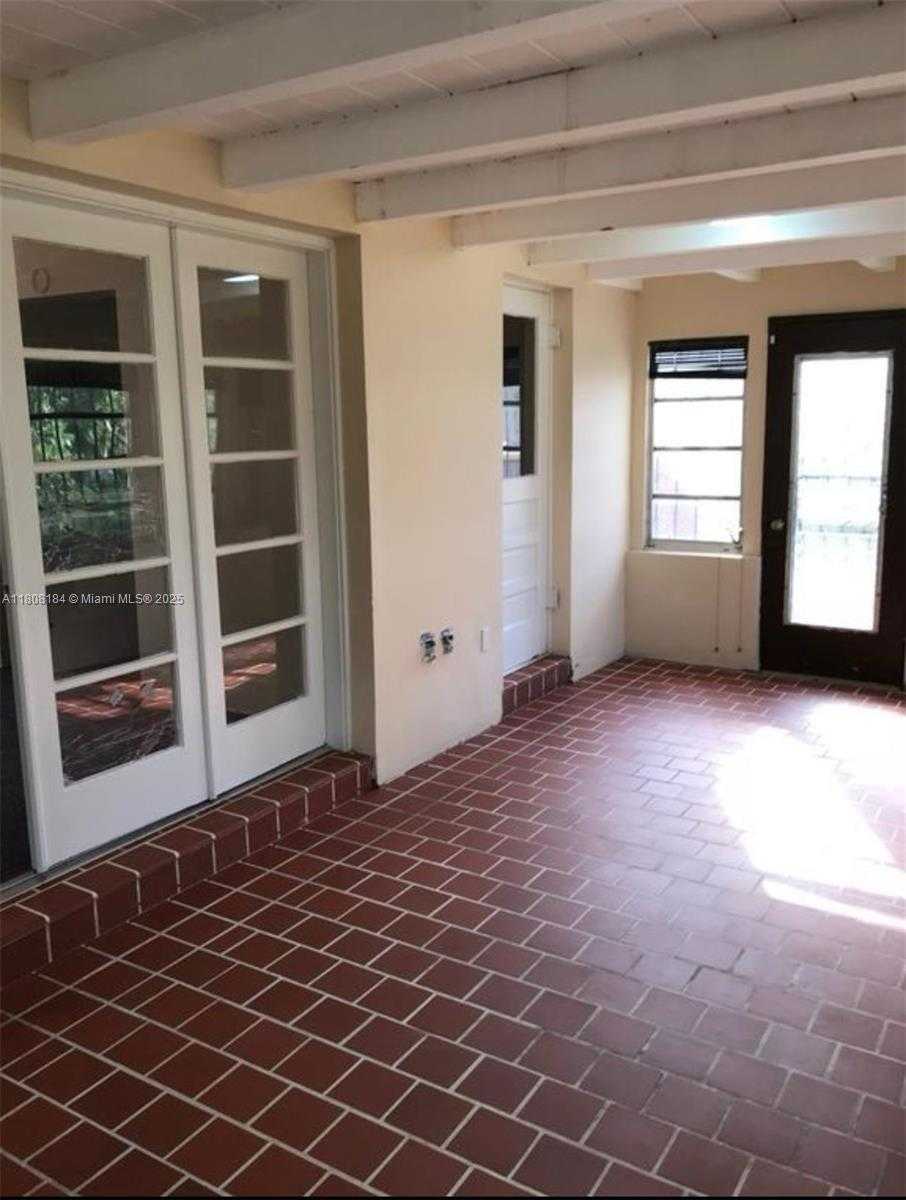 Small Image of 1745 NORTH WEST 47TH ST, Miami Number 3