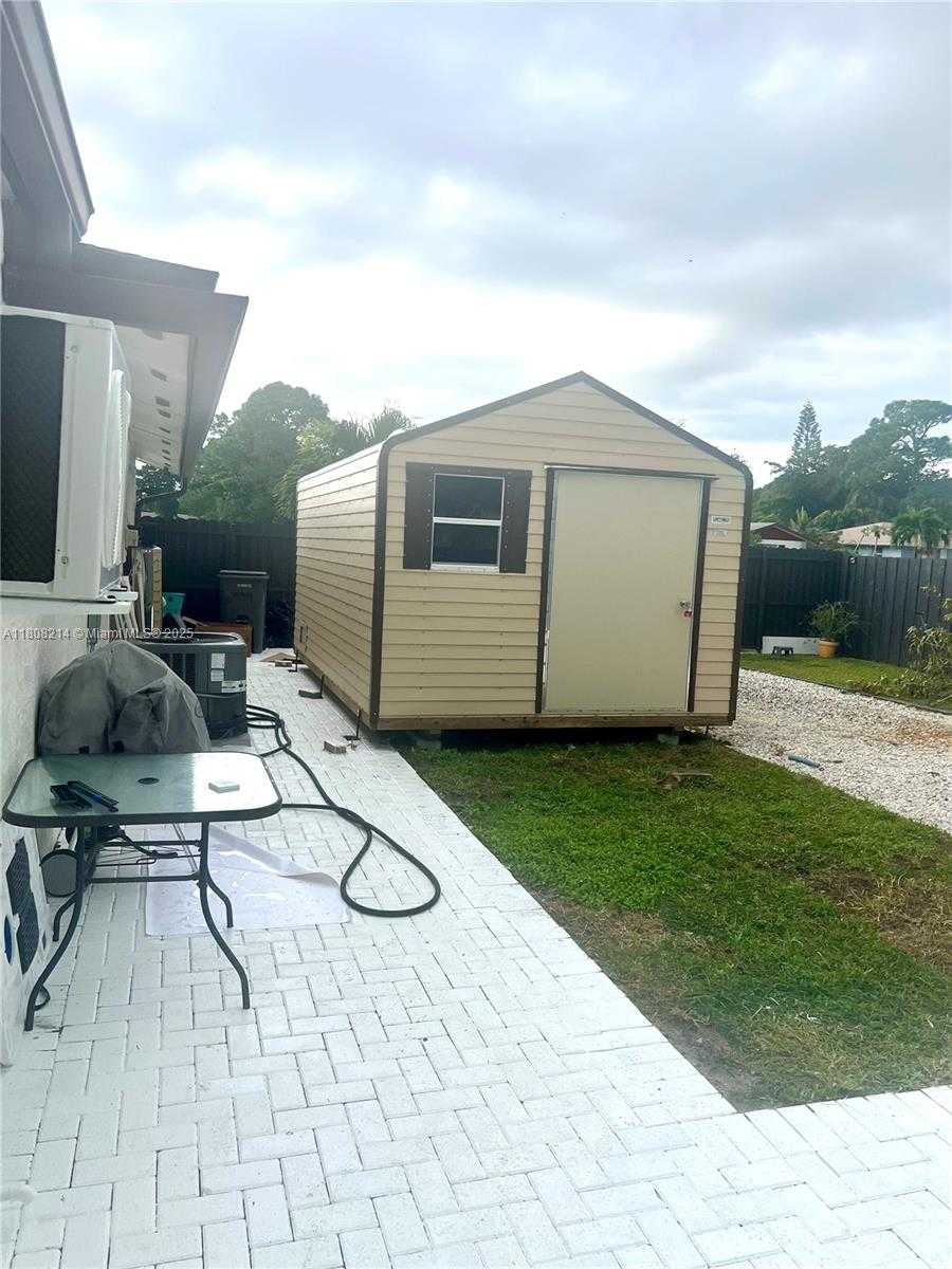 Small Image of 5183 CANNON WAY, West Palm Beach Number 15
