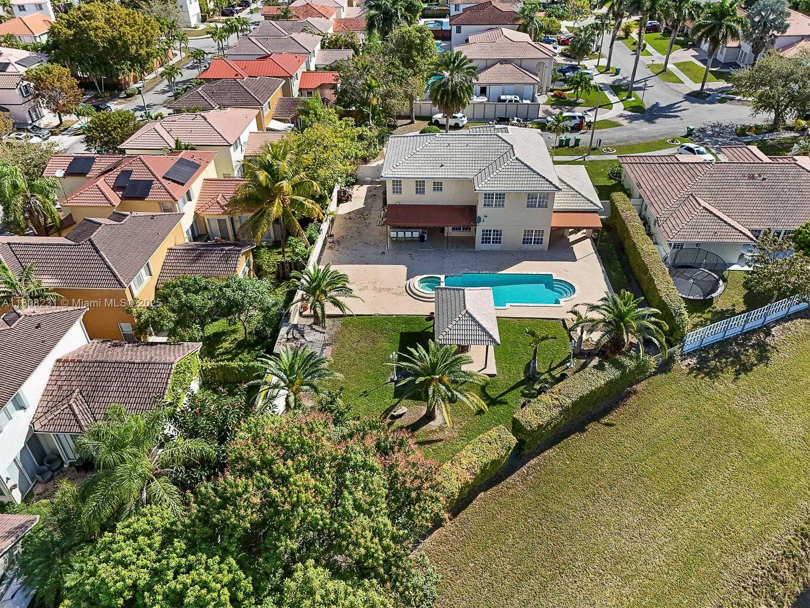 Small Image of 11230 SOUTH WEST 156TH AVE, Miami Number 10