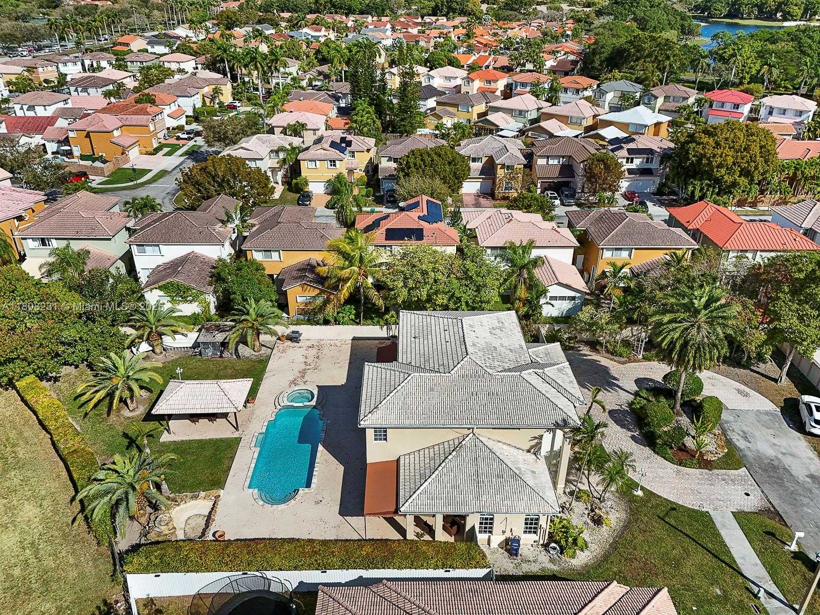 Small Image of 11230 SOUTH WEST 156TH AVE, Miami Number 13