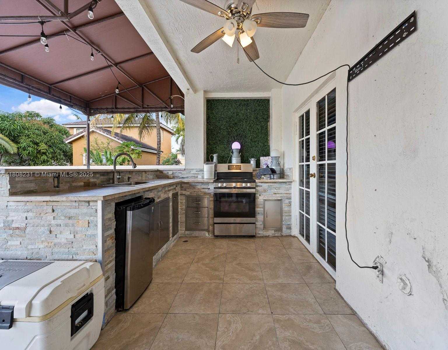 Small Image of 11230 SOUTH WEST 156TH AVE, Miami Number 14
