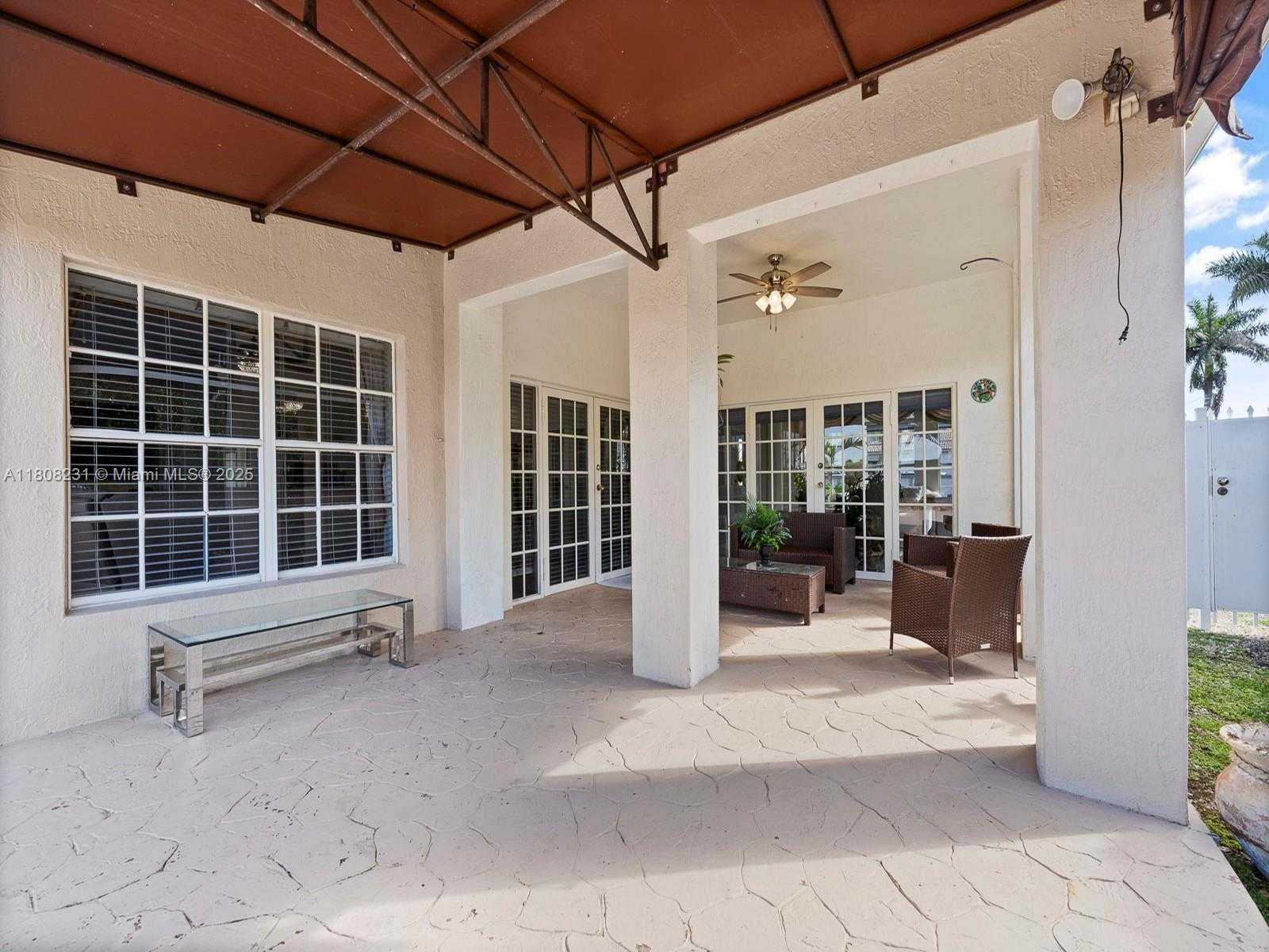 Small Image of 11230 SOUTH WEST 156TH AVE, Miami Number 16