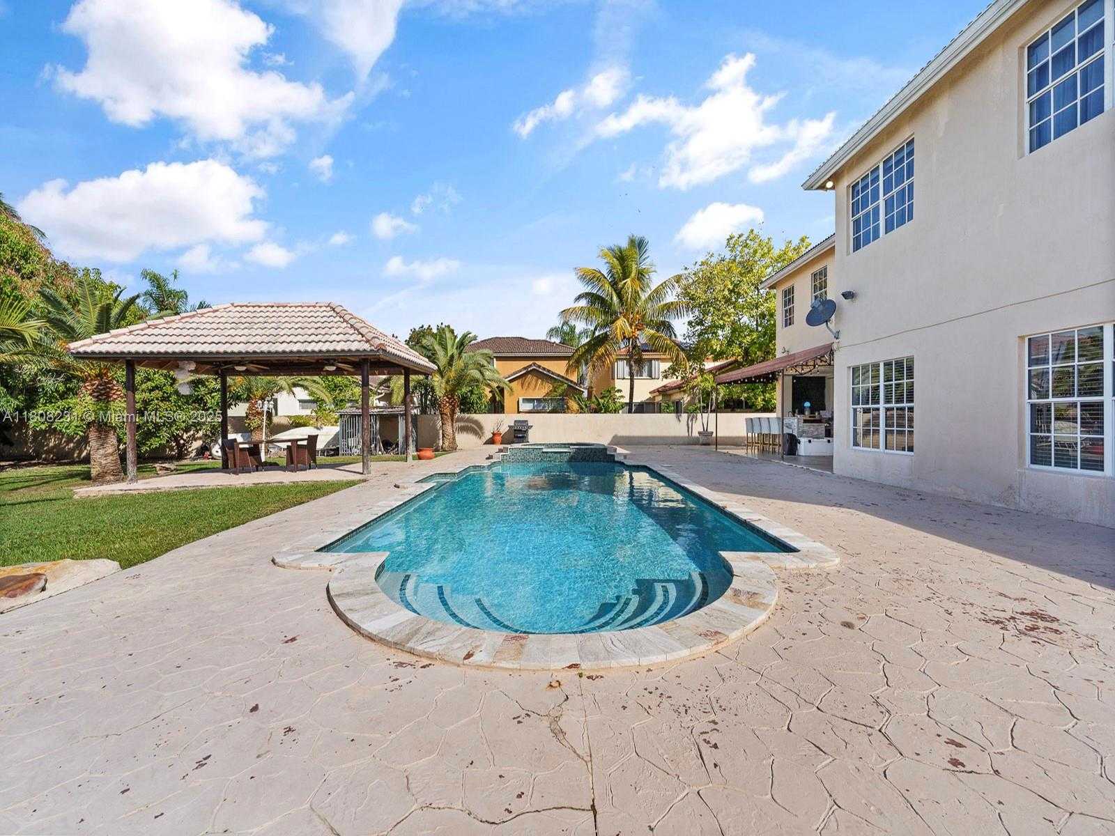 Small Image of 11230 SOUTH WEST 156TH AVE, Miami Number 18