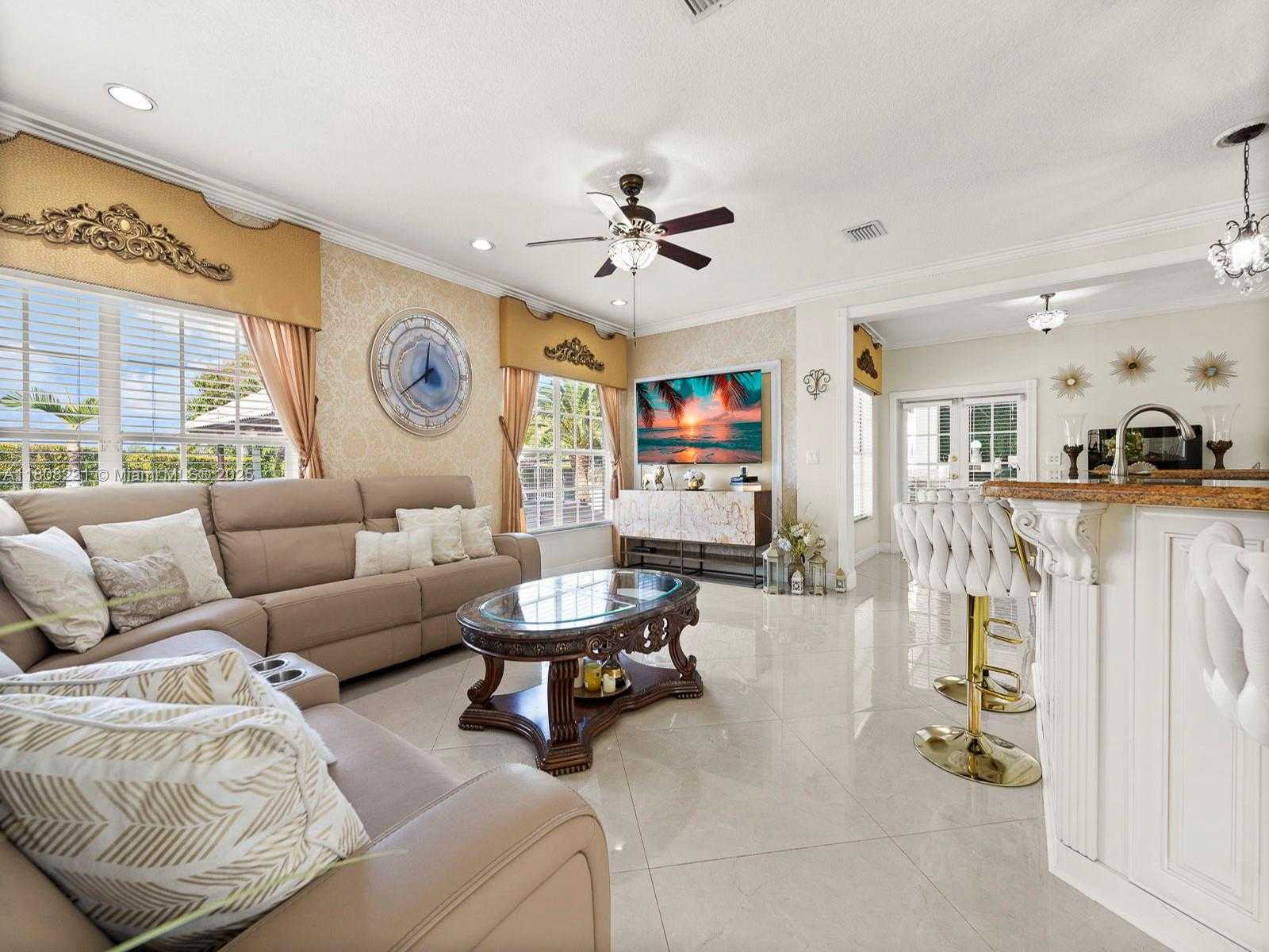 Small Image of 11230 SOUTH WEST 156TH AVE, Miami Number 32
