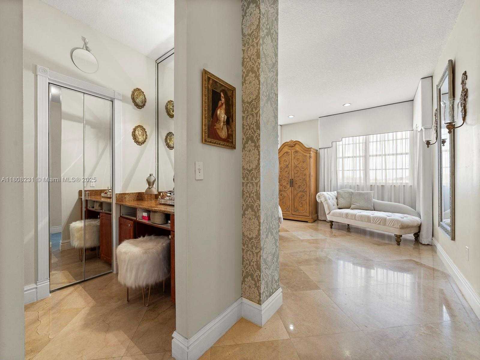 Small Image of 11230 SOUTH WEST 156TH AVE, Miami Number 48