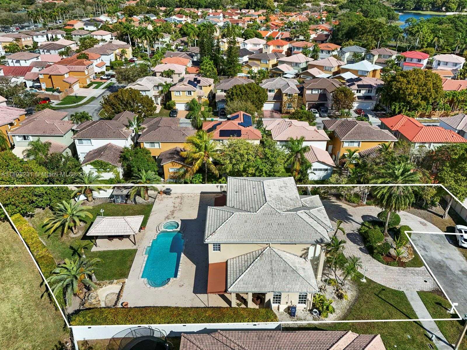 Small Image of 11230 SOUTH WEST 156TH AVE, Miami Number 8