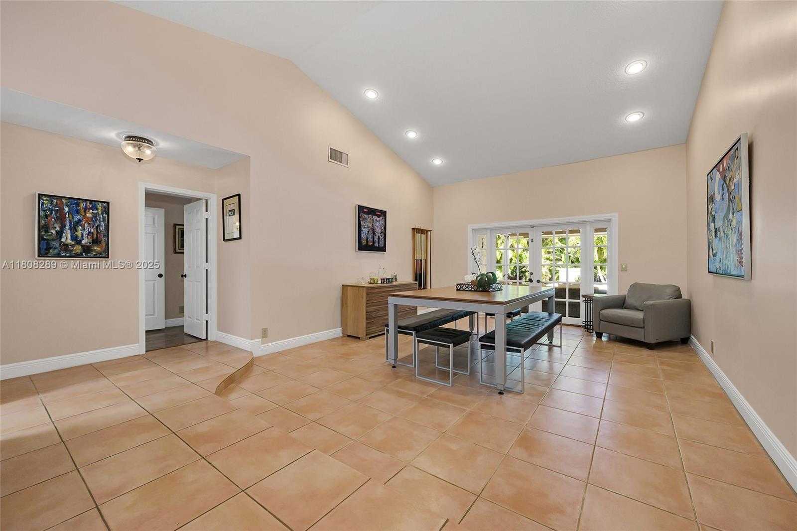 Small Image of 2215 SOUTH WEST 14TH PL, Boca Raton Number 10