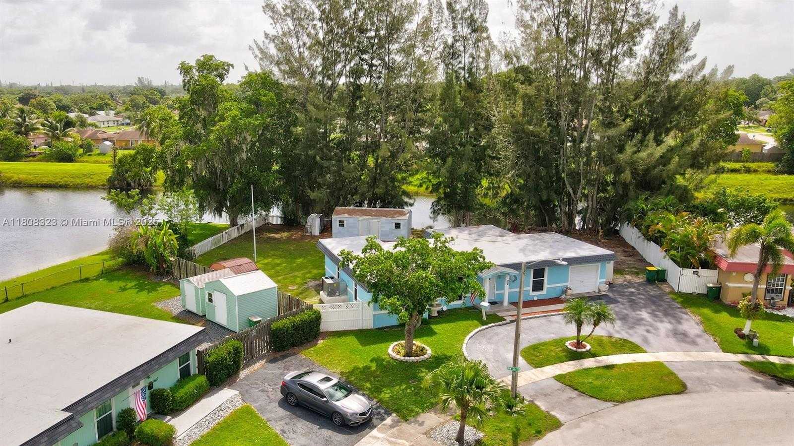 Small Image of 6605 NORTH WEST 80TH CT, Tamarac Number 15