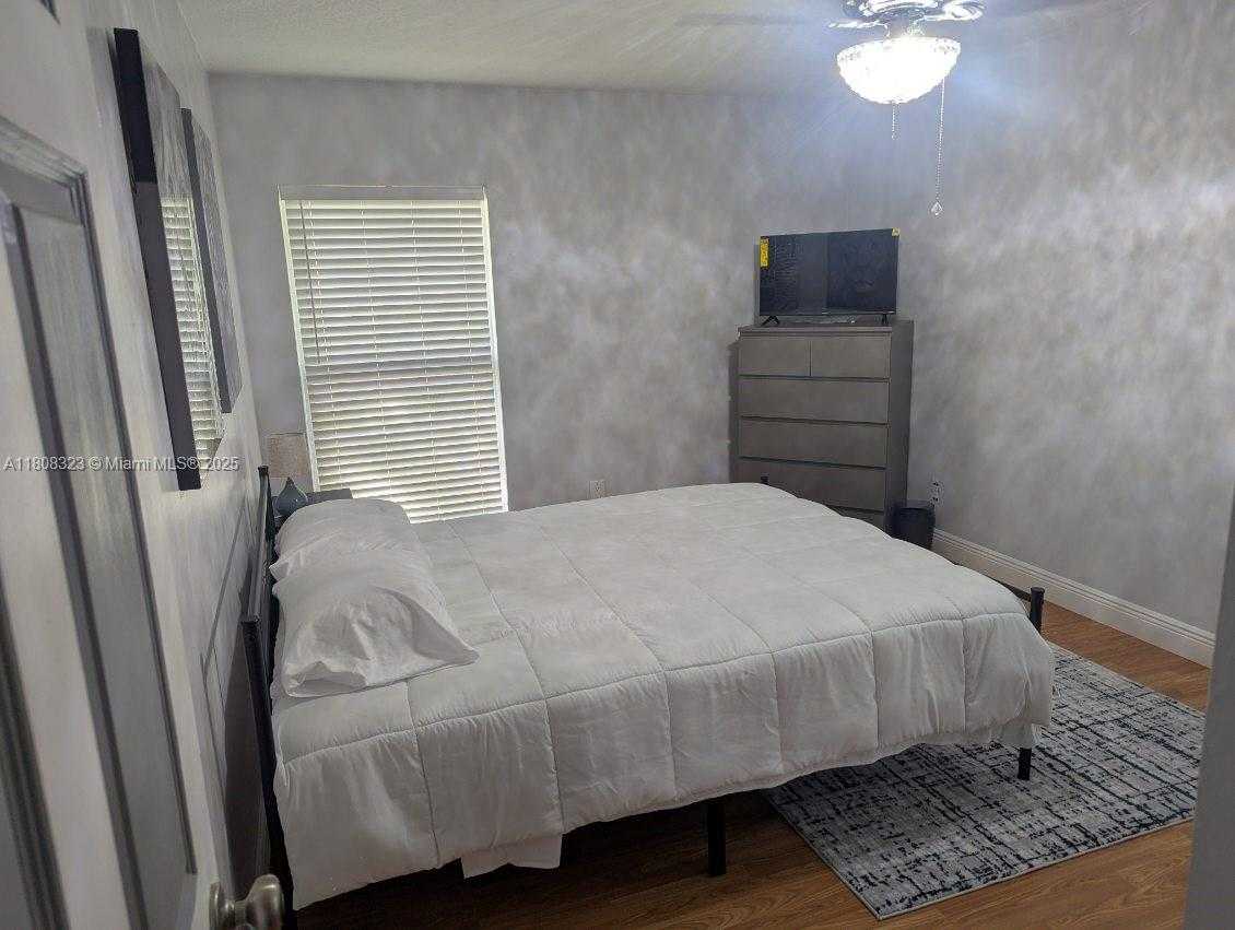 Small Image of 6605 NORTH WEST 80TH CT, Tamarac Number 33