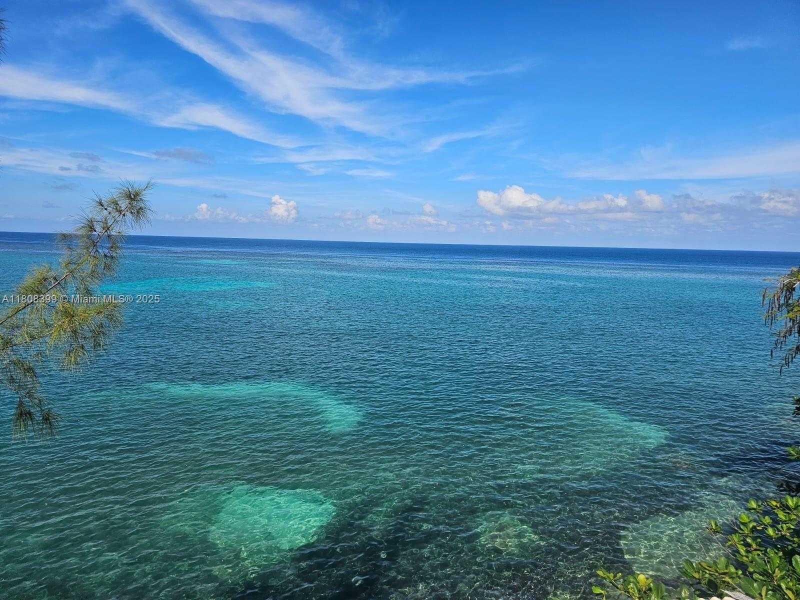 Small Image of ESTATE WITH COTTAGES  BOSCOBEL BEACH, ST MARY, J, Out of City Number 21