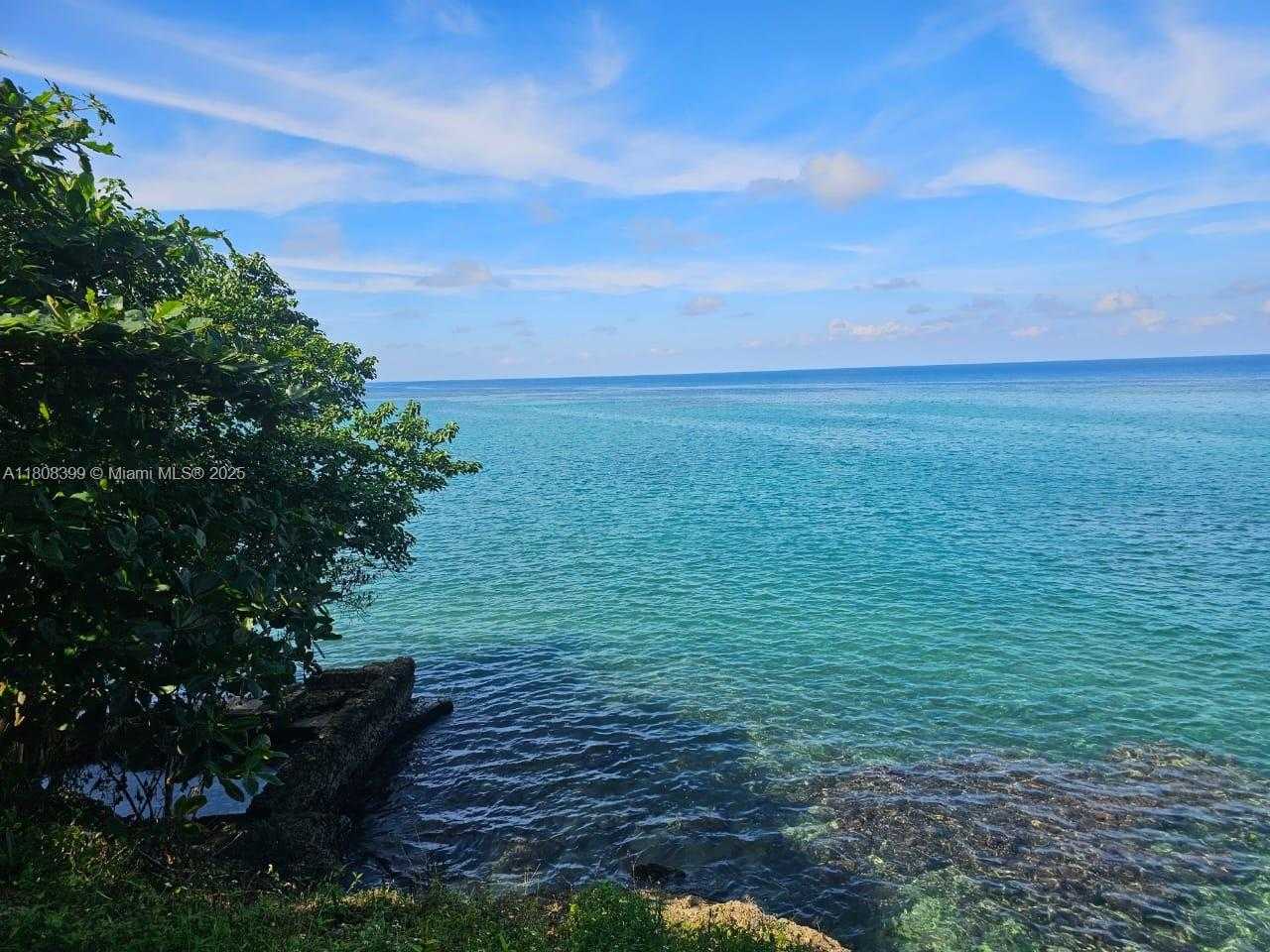 Small Image of ESTATE WITH COTTAGES  BOSCOBEL BEACH, ST MARY, J, Out of City Number 6