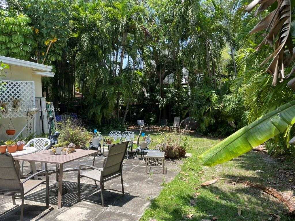 Small Image of 2975 SHIPPING AVE, Coconut Grove Number 4