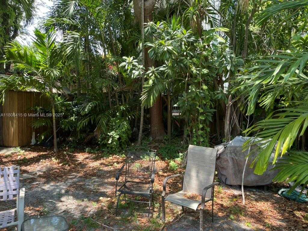 Small Image of 2975 SHIPPING AVE, Coconut Grove Number 5