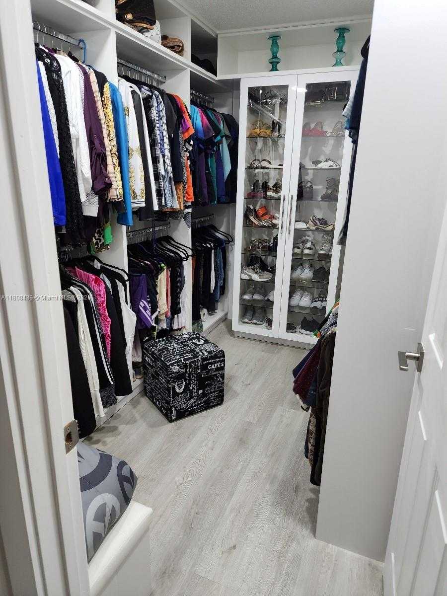 Small Image of 612 SOUTH WEST 179TH AVE, Pembroke Pines Number 13