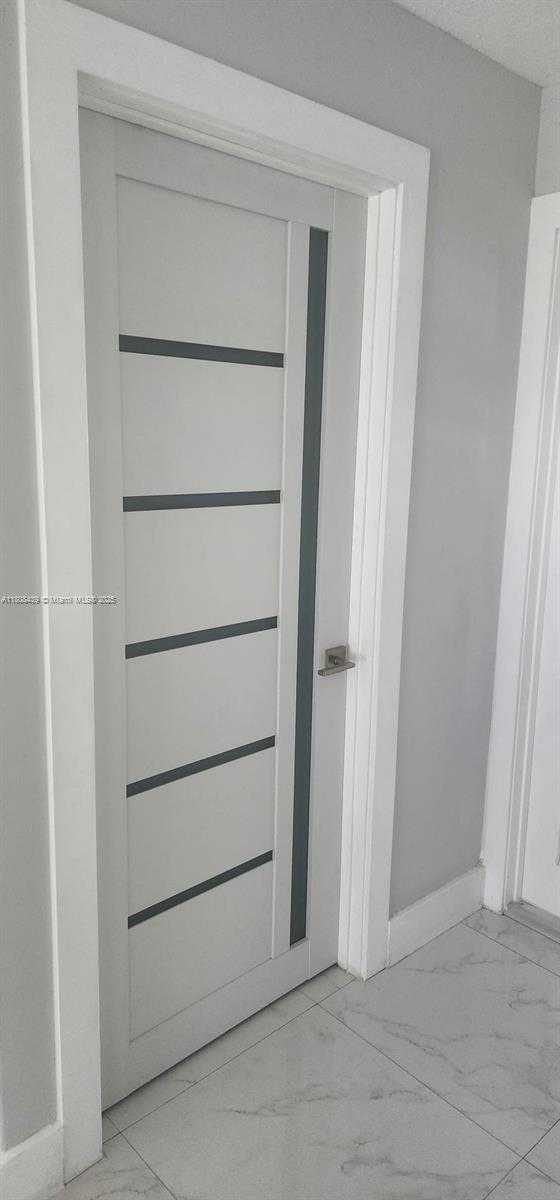 Small Image of 612 SOUTH WEST 179TH AVE, Pembroke Pines Number 25