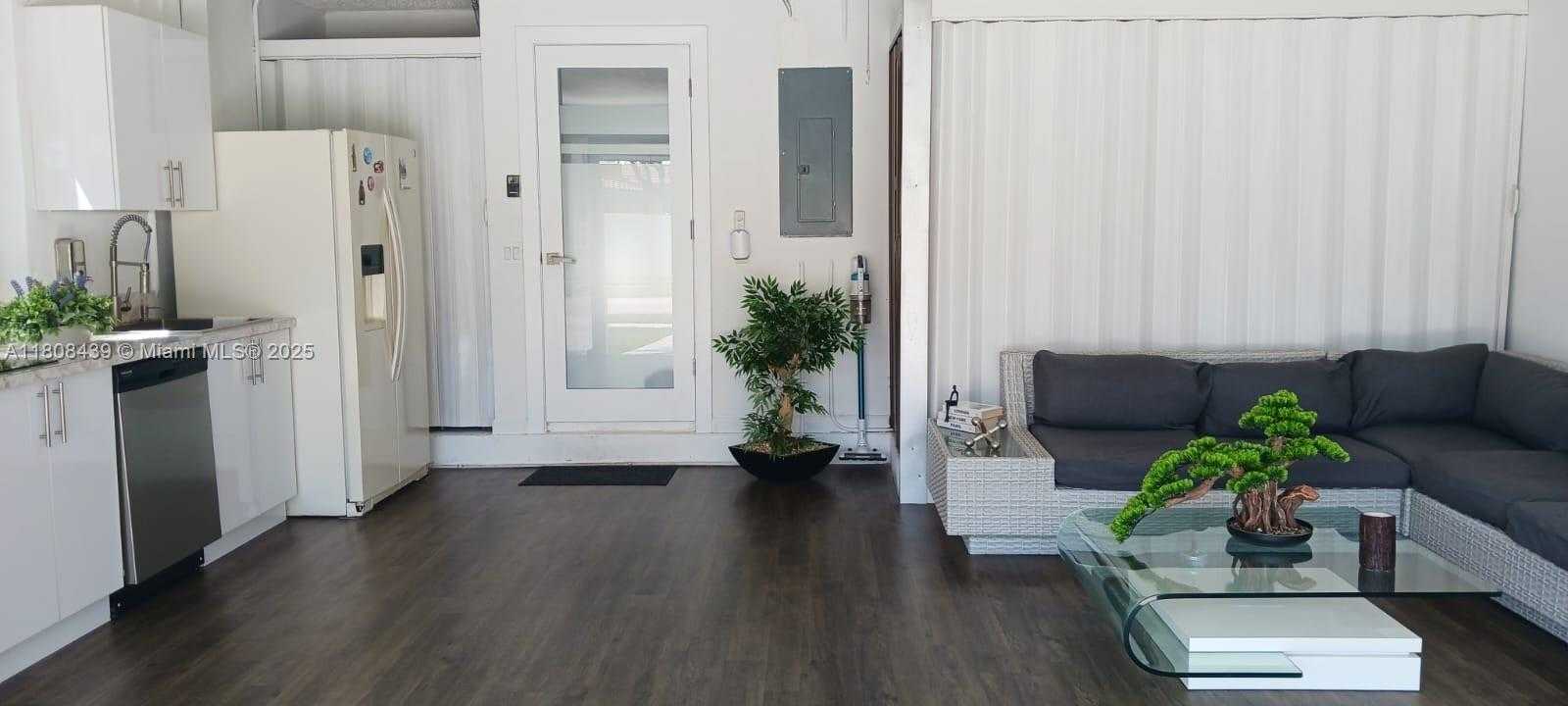 Small Image of 612 SOUTH WEST 179TH AVE, Pembroke Pines Number 8