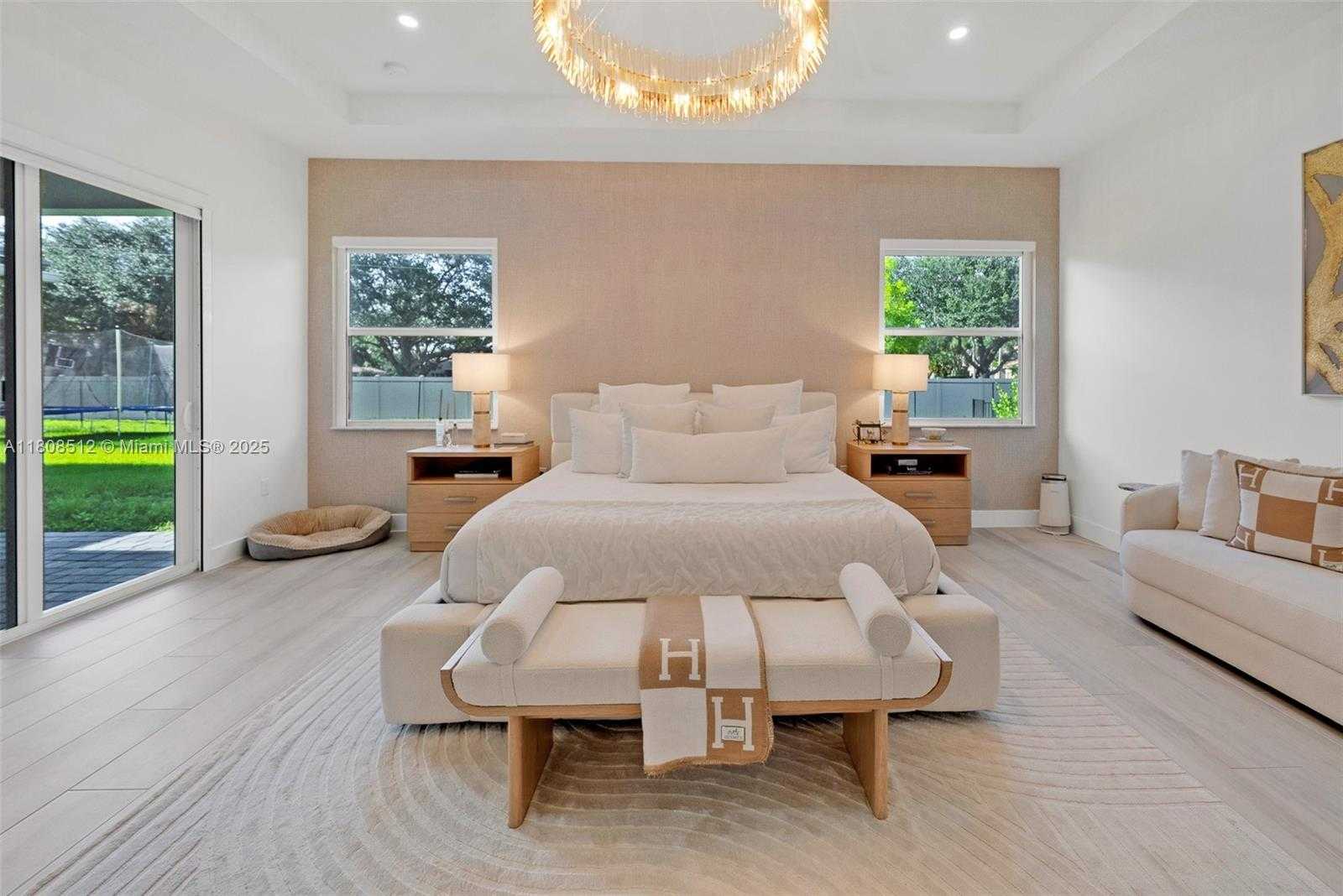 Small Image of 11035 NORTH SIERRA RANCH DR, Davie Number 19