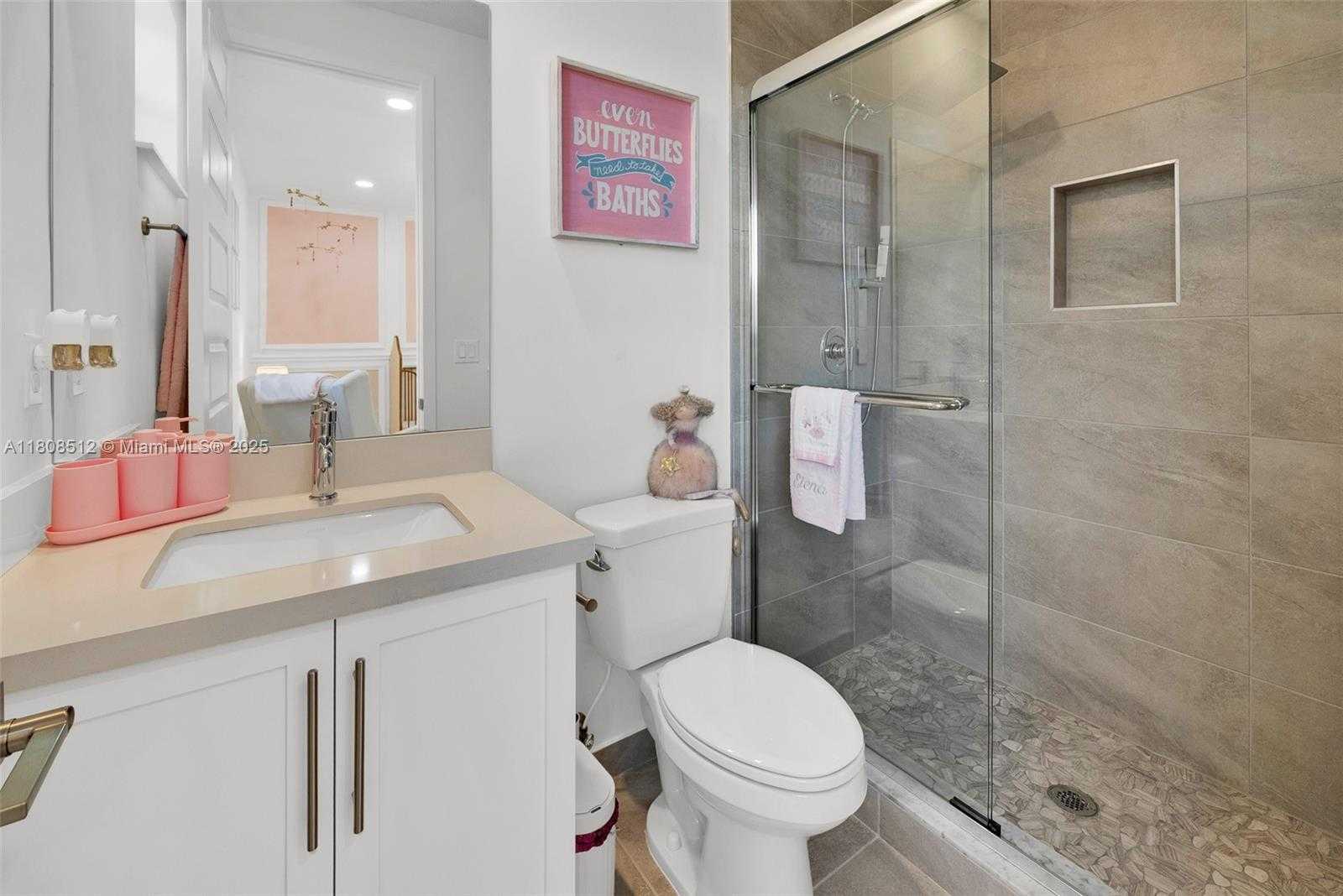 Small Image of 11035 NORTH SIERRA RANCH DR, Davie Number 36