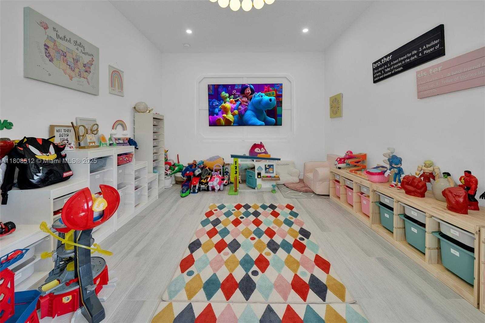 Small Image of 11035 NORTH SIERRA RANCH DR, Davie Number 37