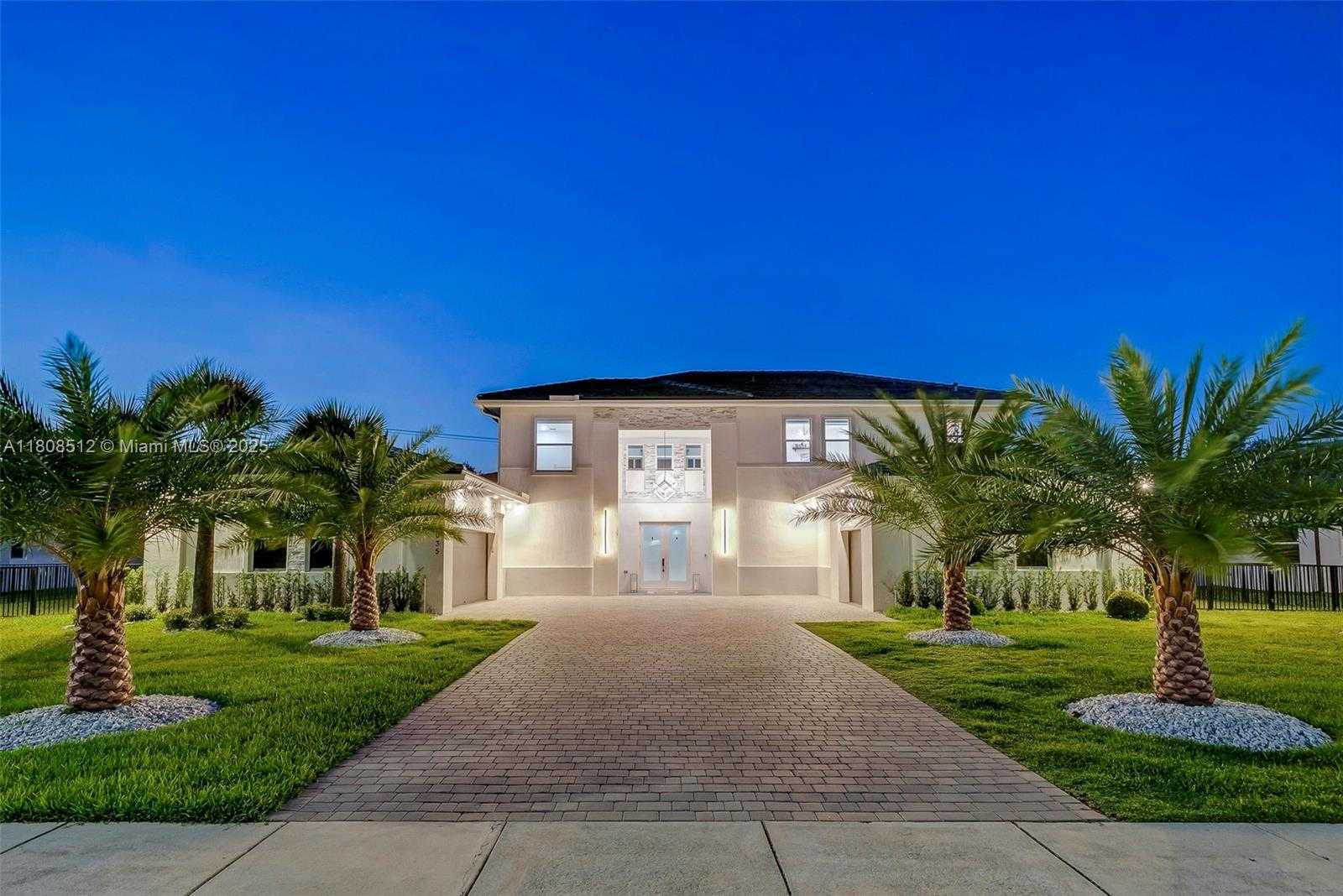 Small Image of 11035 NORTH SIERRA RANCH DR, Davie Number 4