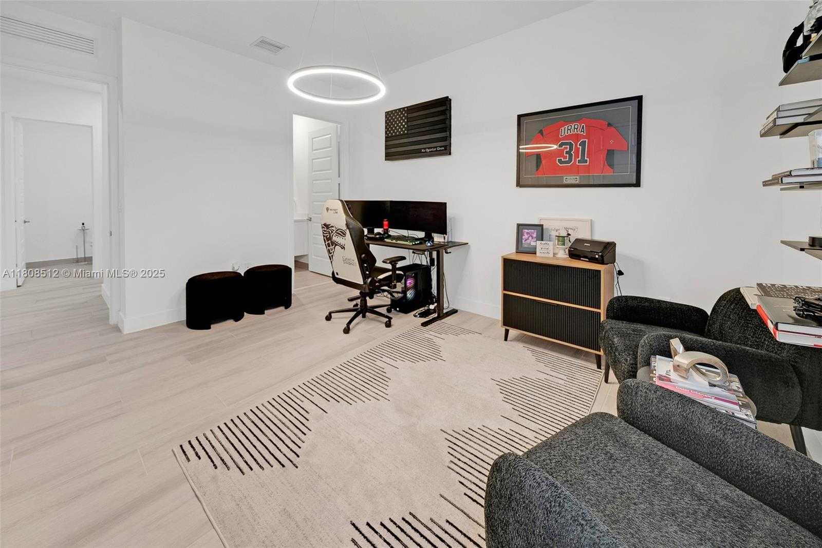 Small Image of 11035 NORTH SIERRA RANCH DR, Davie Number 42